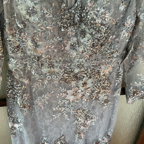 Mac Duggal EMBELLISHED V NECK ILLUSION LONG SLEEVE GOWN size 10 $698 sold out - Picture 17 of 17